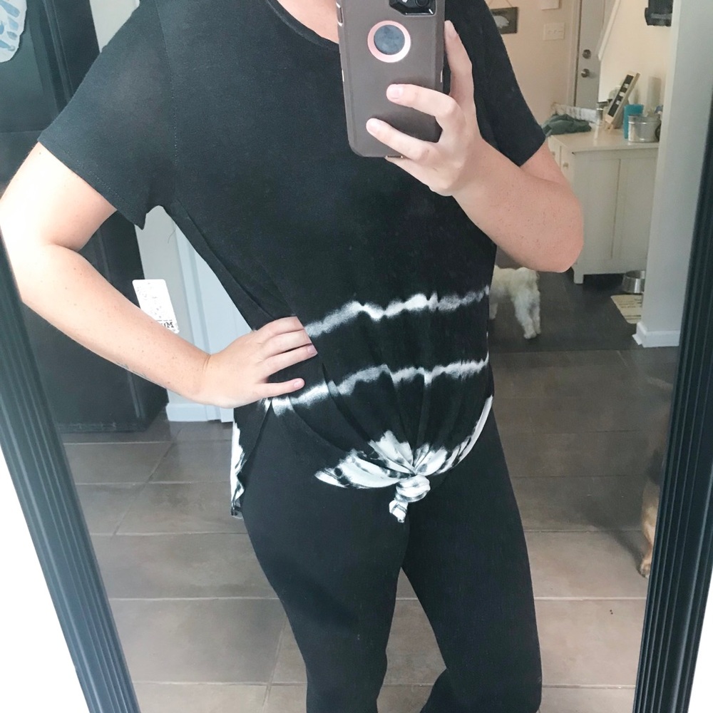 Final🔻Tie Dye Knotted Shirt